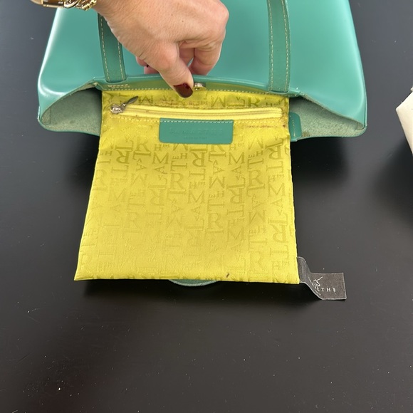 La Marthe Bucket - Picture 7 of 12